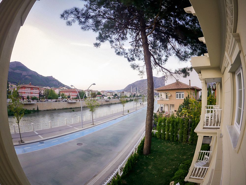 Hatunca Otel & Restaurant Амася Екстериор снимка