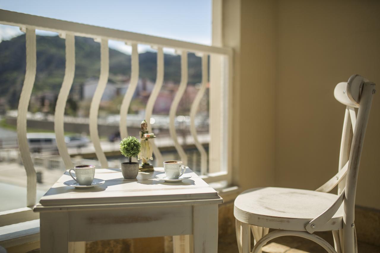 Hatunca Otel & Restaurant Амася Екстериор снимка